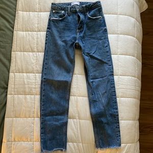 Zara straight jeans size 2